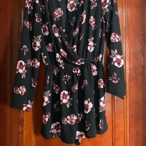 H&M Dresses - Long sleeve floral jumper H&M Dresses - Long sleeve floral jumper
